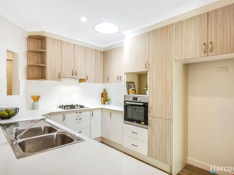 Villa 4/41 Geographe Way, Thornlie WA 6108