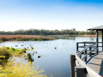 40 Francis Avenue, Karrinyup WA 6018