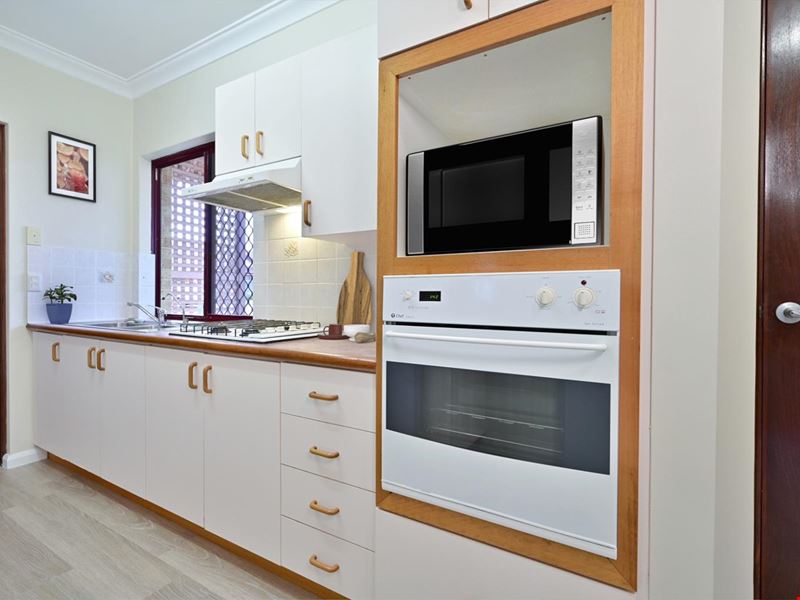 16/108 Fern Road, Wilson WA 6107