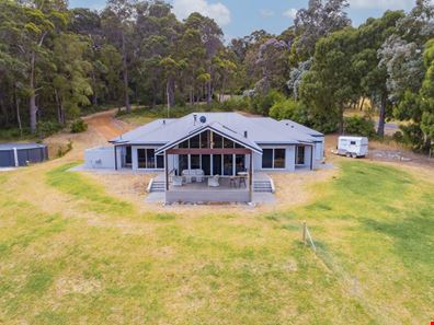 73 Jacksonii Avenue, Walpole WA 6398