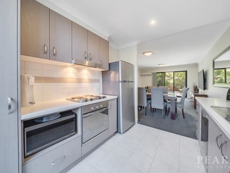 30/1 Sunlander Drive, Currambine WA 6028