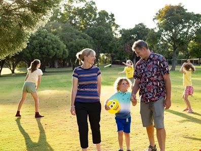 Prop Lot , 99 Chamaeleon Approach, Australind WA 6233