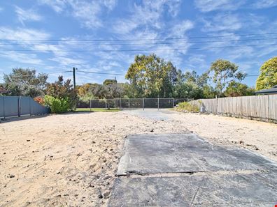 14 Regan Street, Rockingham WA 6168