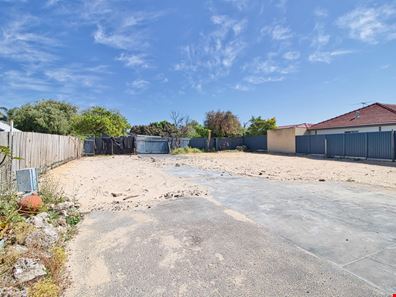 14 Regan Street, Rockingham WA 6168