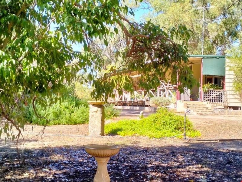 4 Councel Close, Herron