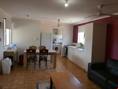 8 Clarke Place, Onslow WA 6710