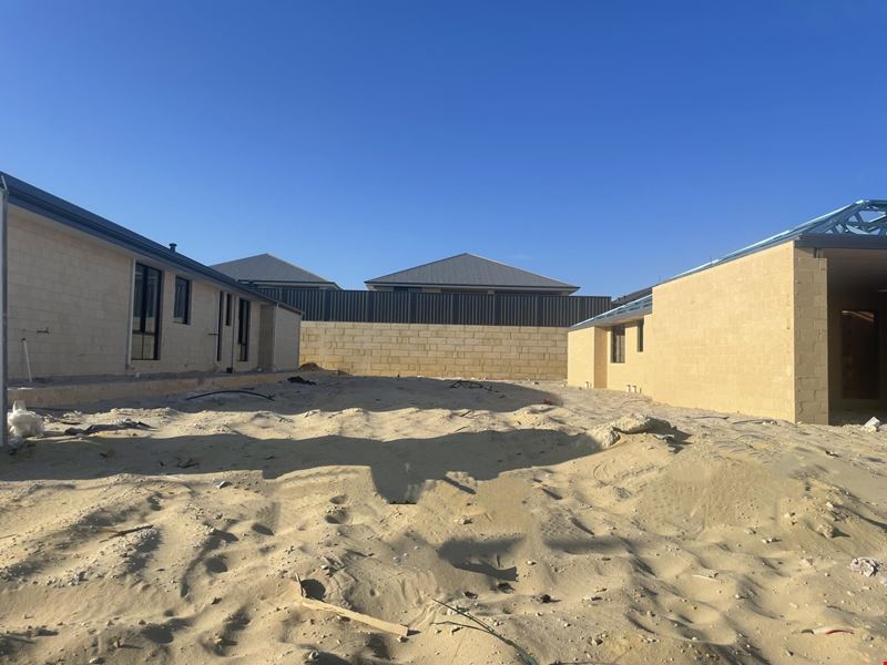 13 Leopard Road, Banksia Grove WA 6031