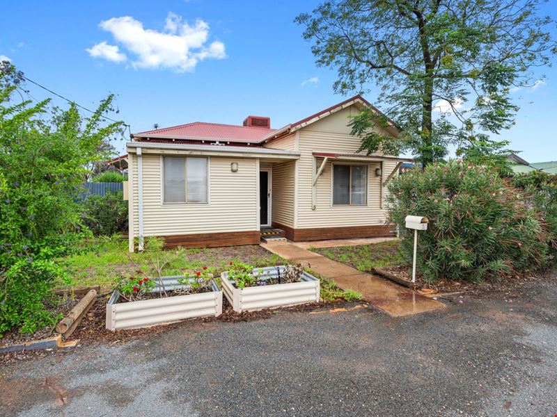 1 Ware Street, South Kalgoorlie WA 6430