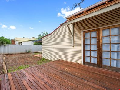 1 Ware Street, South Kalgoorlie WA 6430