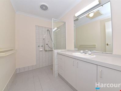 Villa 11/25-27 Parkhill Way, Wilson WA 6107