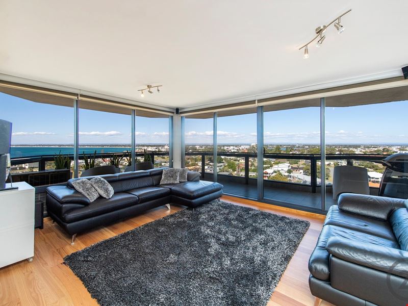 38/6A Valley Road, Halls Head WA 6210