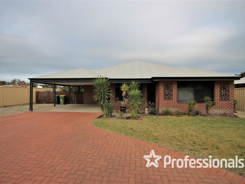 52 Swan Avenue, Millbridge WA 6232