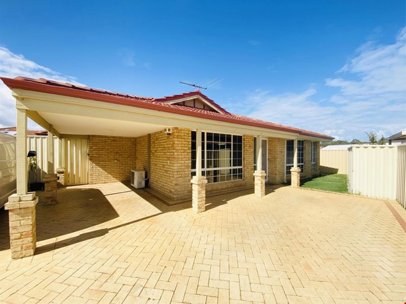 10b Garbin Place, Lake Coogee WA 6166