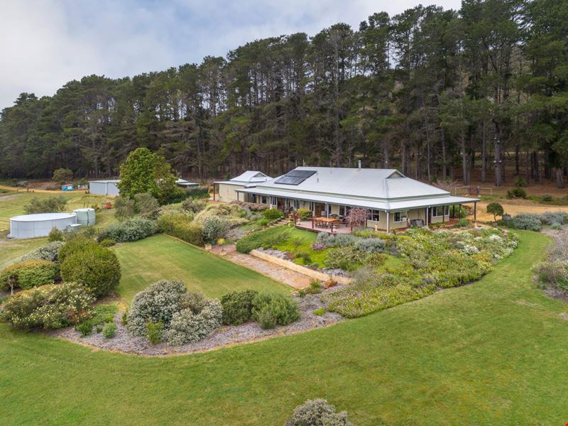 322 Tennessee Road South, Lowlands WA 6330