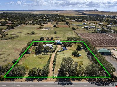 215 Horwood Road, Deepdale WA 6532