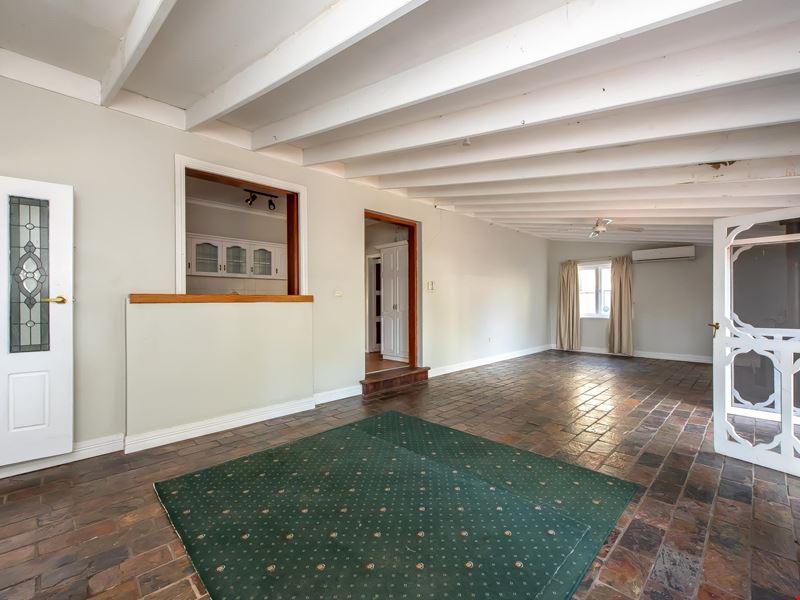 9 Wingate Avenue, Hazelmere WA 6055