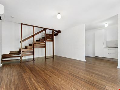 15/13 Merope Close, Rockingham WA 6168