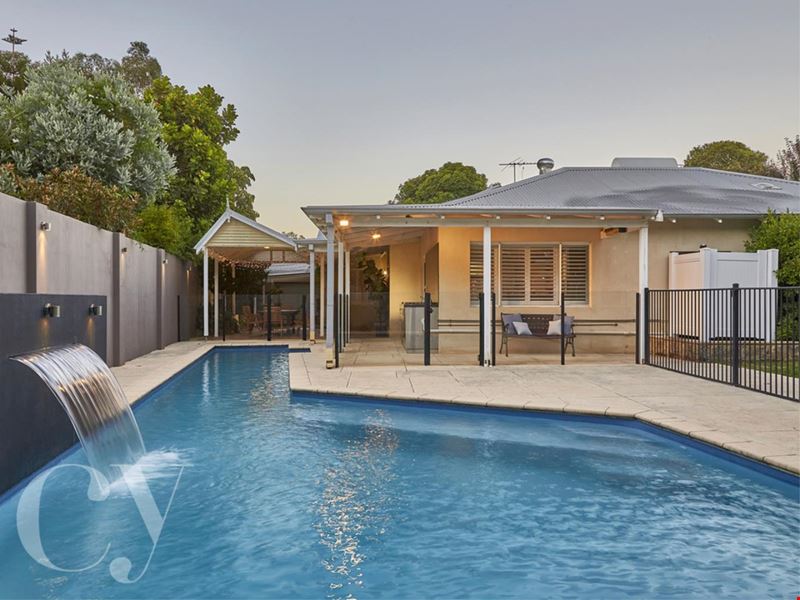 3 Hope Avenue, Salter Point WA 6152