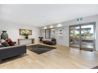 5/13 Tweeddale Road, Applecross WA 6153