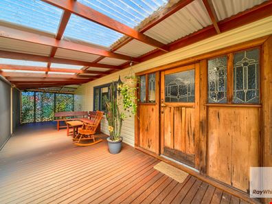 318 Frenchman Bay Road, Robinson WA 6330