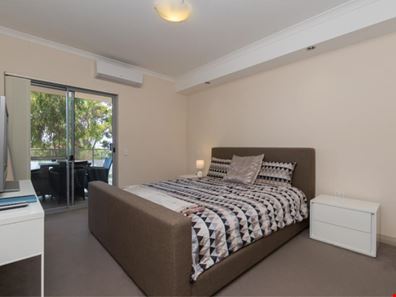 29/88 Lakeside Drive, Joondalup WA 6027