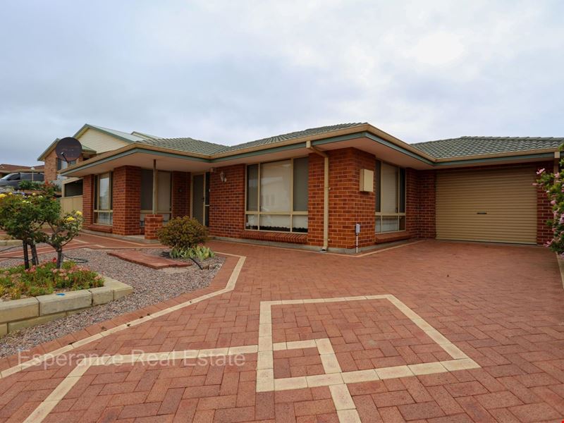 27 Adelaide Street, West Beach WA 6450