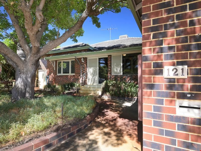 121 Bradford Street, Coolbinia WA 6050