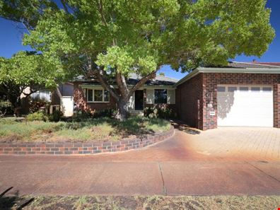 121 Bradford Street, Coolbinia WA 6050