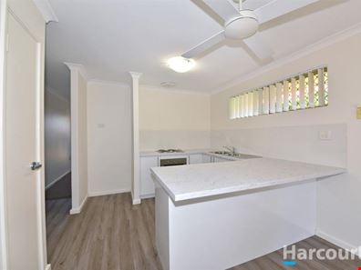 Villa 12/25-27 Parkhill Way, Wilson WA 6107