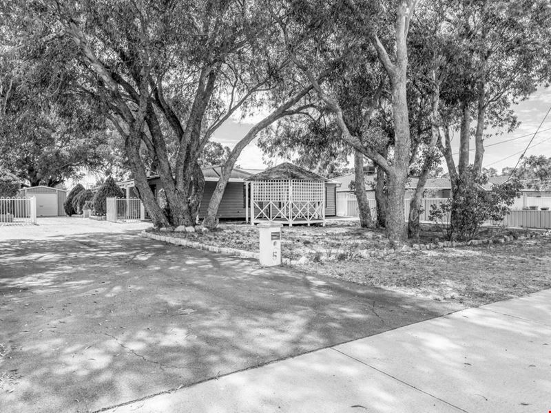 5 Phillips Way, North Yunderup WA 6208