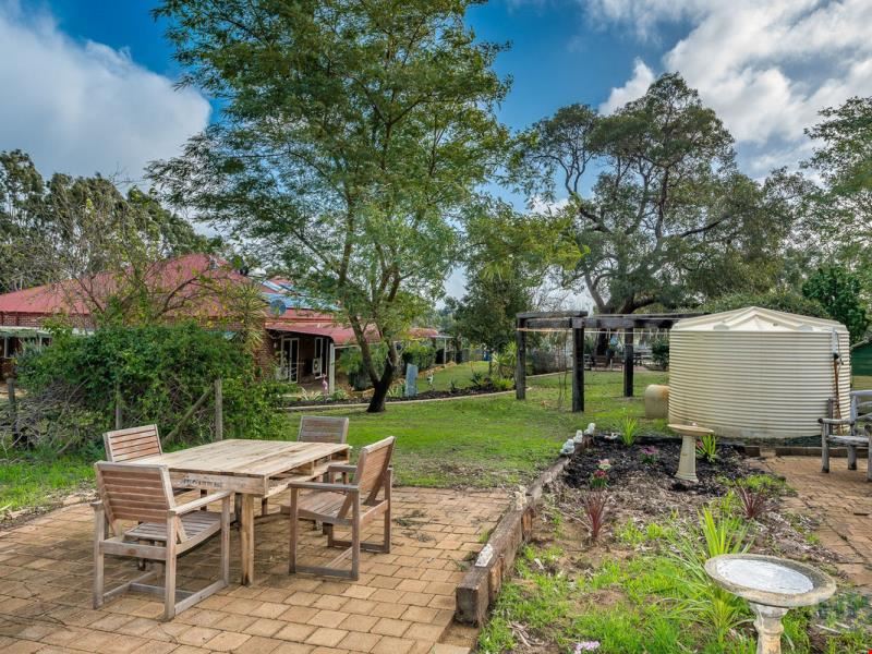 86 Patens Drive, Lower Chittering WA 6084