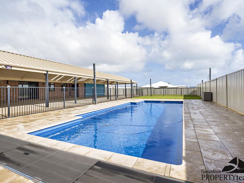 16 Eucalyptus Road, Woorree WA 6530