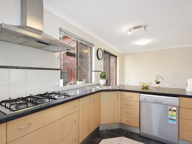 7/108 Parry Avenue, Bull Creek WA 6149