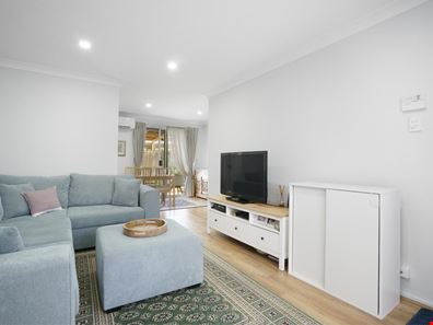 9/11 Point Walter Road, Bicton WA 6157