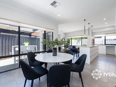 138 Kitchener Road, Alfred Cove WA 6154