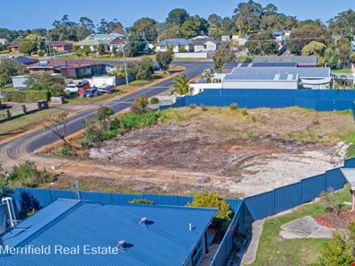 15 Webb Street, Mckail WA 6330