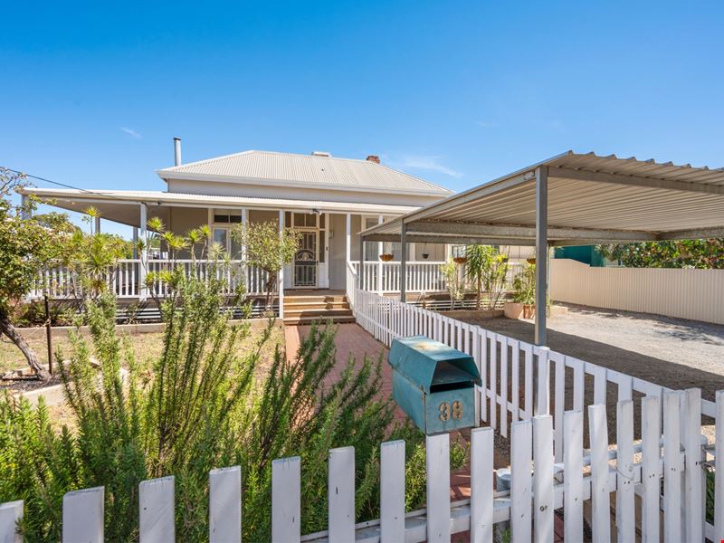 38 Ward Street, Lamington WA 6430