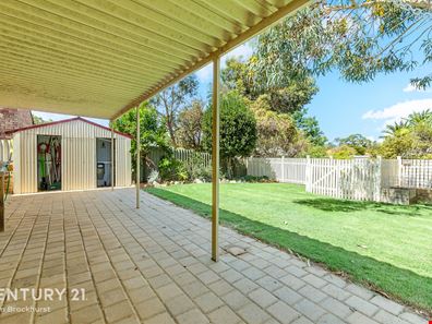 18b Spring Road, Thornlie WA 6108