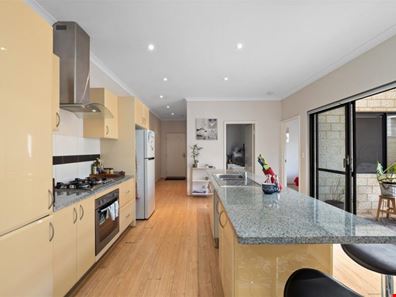 6B Milkman Avenue, Broadwater WA 6280