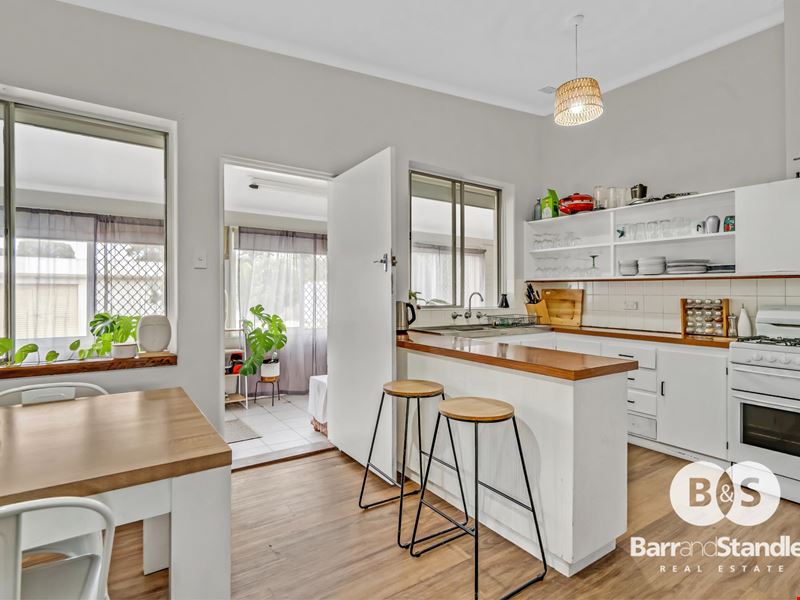 14 Morrissey Street, Glen Iris WA 6230
