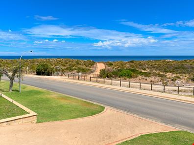 27 Robertson Road, Ledge Point WA 6043