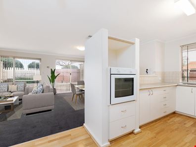 1/7 Clere Pass, Canning Vale WA 6155