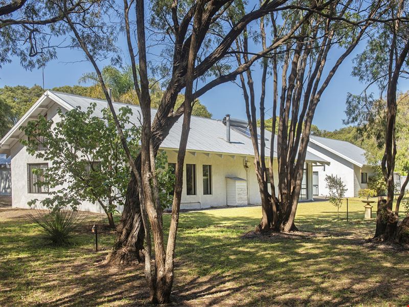 11 Davies Street, East Augusta WA 6290