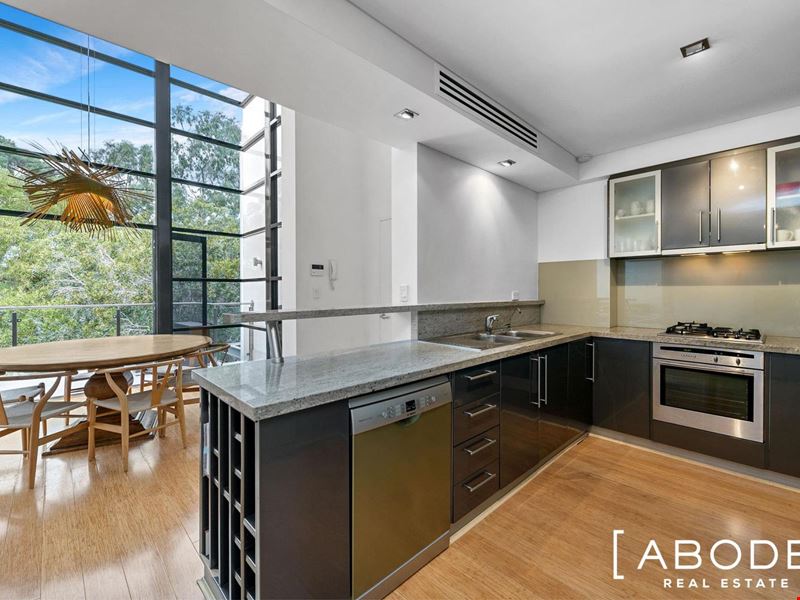 8/30 Onslow Road, Shenton Park WA 6008