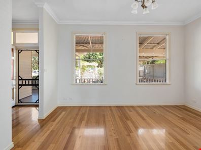 71 Lewis Street, Lamington WA 6430
