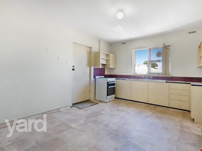 6/137 North Lake Road, Willagee WA 6156