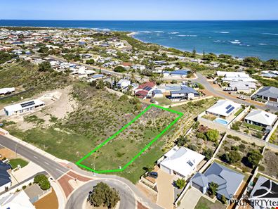 46 Stillwater Avenue, Drummond Cove WA 6532