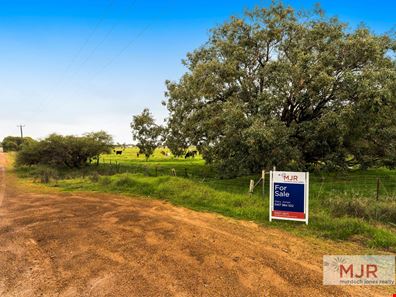 River Road, Hopeland WA 6125