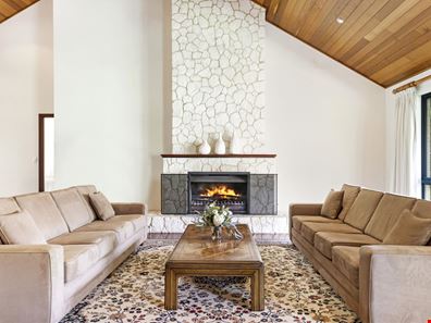 84 Sonning Loop, Yallingup WA 6282