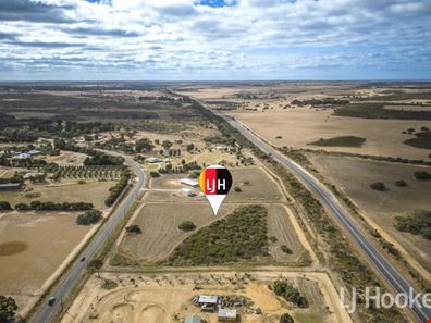 2 Sandalwood Road, Gabbadah WA 6041